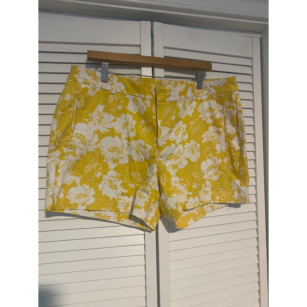 a.n.a A New Approach Yellow White Floral Twill Shorts Size 16 Summer Casual